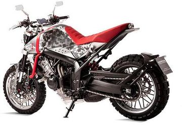 EICMA 2015: Honda Six50 a Scrambler? EICMA 2015: Honda Six50 a Scrambler?