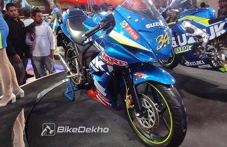 Meet the Race-Spec Suzuki Gixxer SF at 2016 Auto Expo