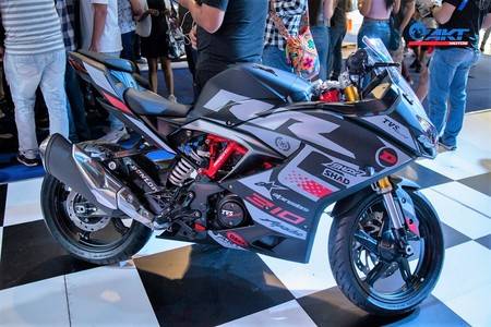 TVS Apache RR 310 New Colour Showcased 