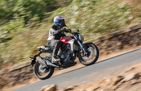 Honda CB300R: Pros, Cons And Should You Buy It?