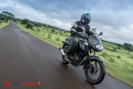 Bajaj Pulsar 125 Neon: Review In Pictures