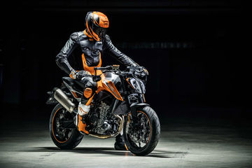 KTM 790 Duke Accessories Revealed KTM 790 Duke Accessories Revealed