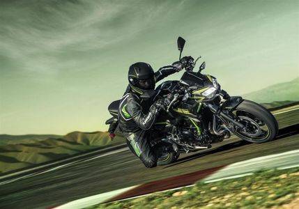  EICMA 2019: Kawasaki Z650 Unveiled, India Launch Next Year