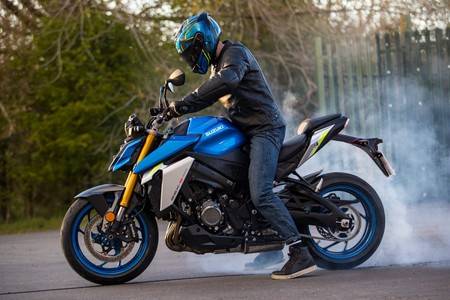 2021 Suzuki GSX-S1000 Launched: Looks As Sharp As A Katana