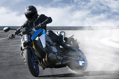 2021 Suzuki GSX-S1000: Photo Gallery