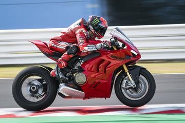2022 Ducati Panigale V4 Unveiled, More Powerful And Faster Than Before 2022 Ducati Panigale V4 Unveiled, More Powerful And Faster Than Before