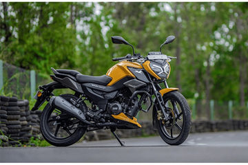 TVS Raider 125 Wins 2022 IMOTY TVS Raider 125 Wins 2022 IMOTY