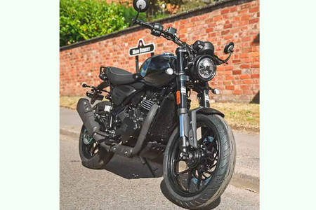 Bajaj-Triumph Roadster Spied Again: Looks Production Ready 