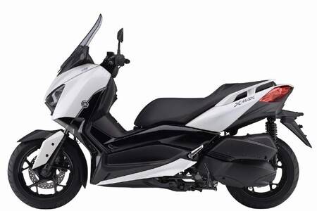 2022 Yamaha XMax 250 Launched In Japan In Four New Colours 