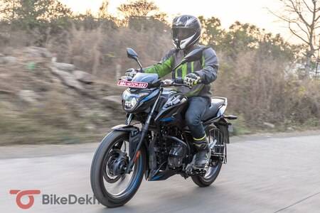 Bajaj Pulsar P150 Single Disc Road Test Review: Likes & Dislikes