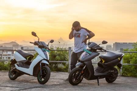 BREAKING: Ather Slashes The Prices Of The 450X By Rs 43,826!