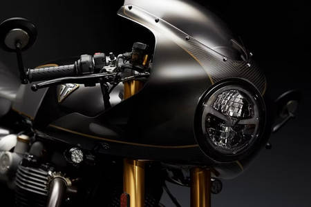 A Triumph Thruxton 400 Could Be In The Pipeline