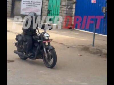 Upcoming Royal Enfield Shotgun 350 Spied Testing Again!