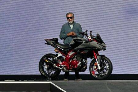 Hero MotoCorp Showcased The CE001 Bike At Hero World 2024