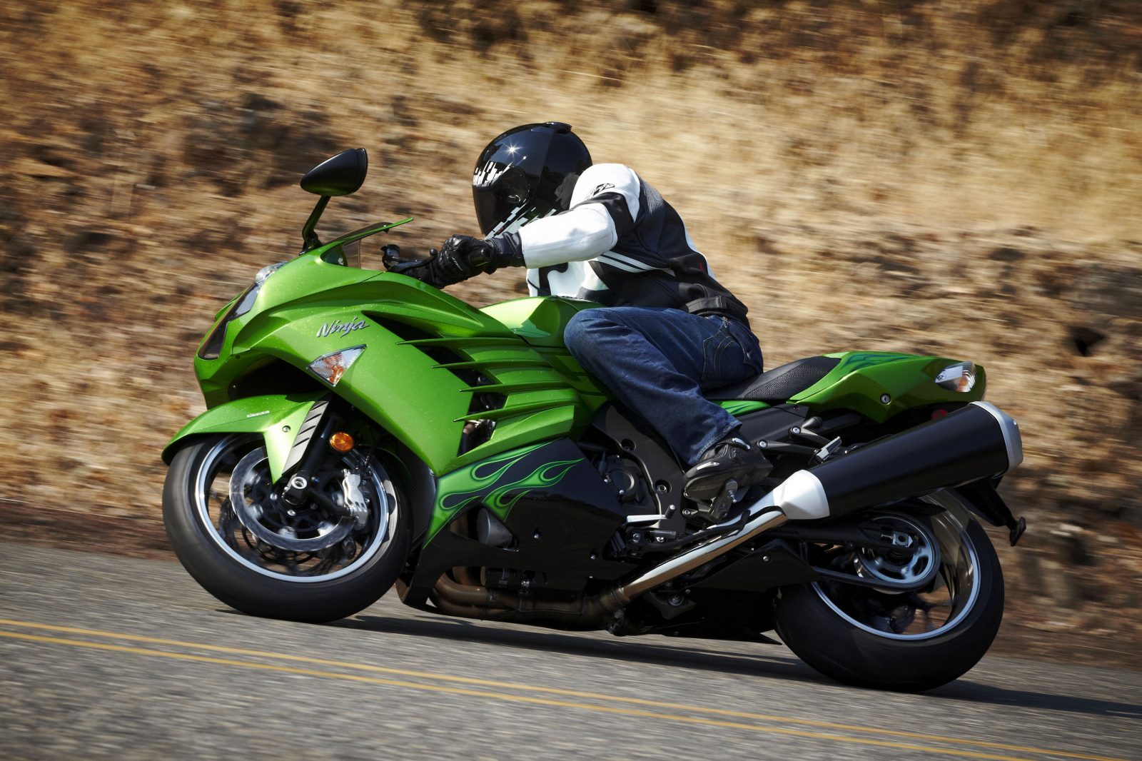 Kawasaki Ninja ZX 14R Price, Mileage, Weight, Images