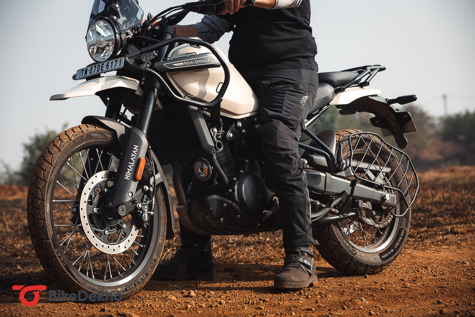 Royal Enfield Himalayan 450 Pass On road Price, Specifications