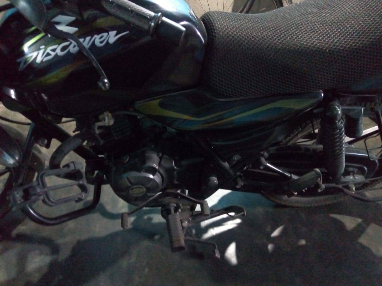 Bajaj Discover 125 Disc 