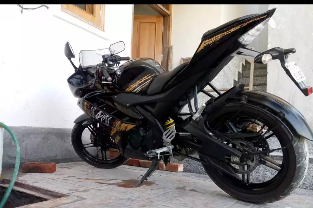 Yamaha YZF R15 V2.0