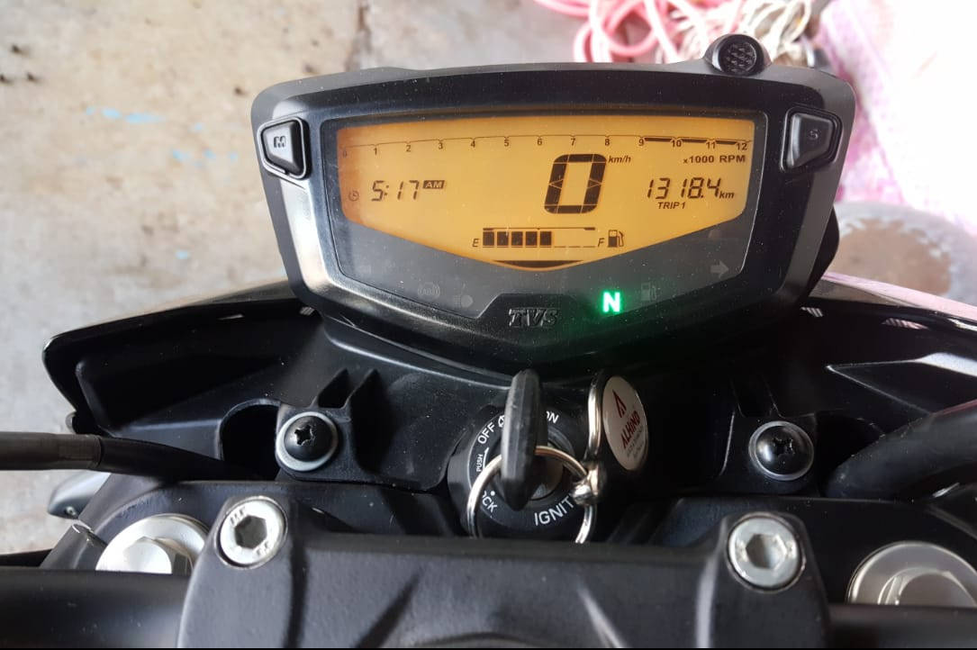 TVS Apache RTR 160 4V Dual Disc ABS