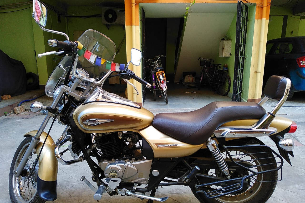 2016 Bajaj Avenger Cruise 220 Desert Gold