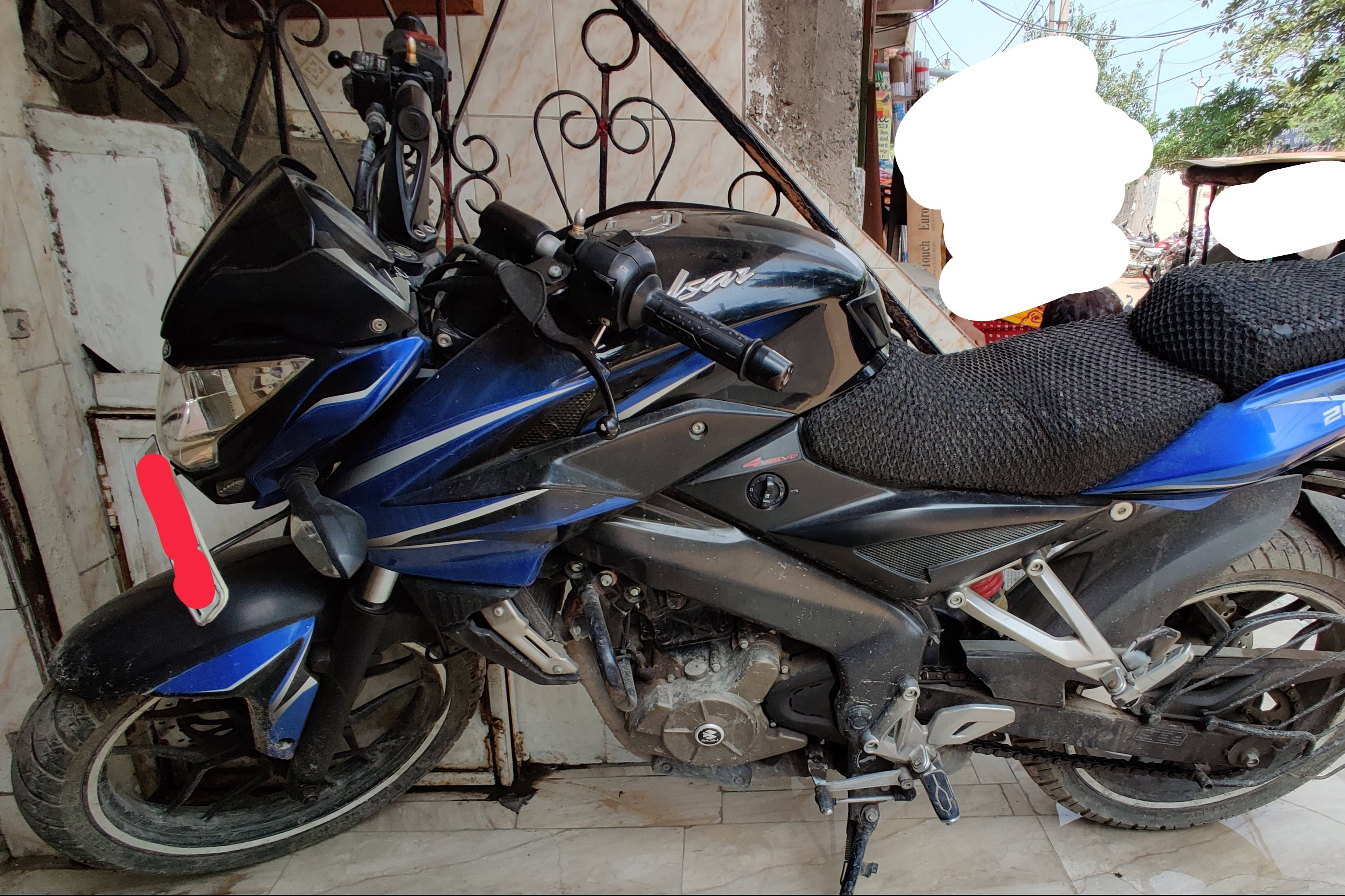 Bajaj Pulsar NS200 STD