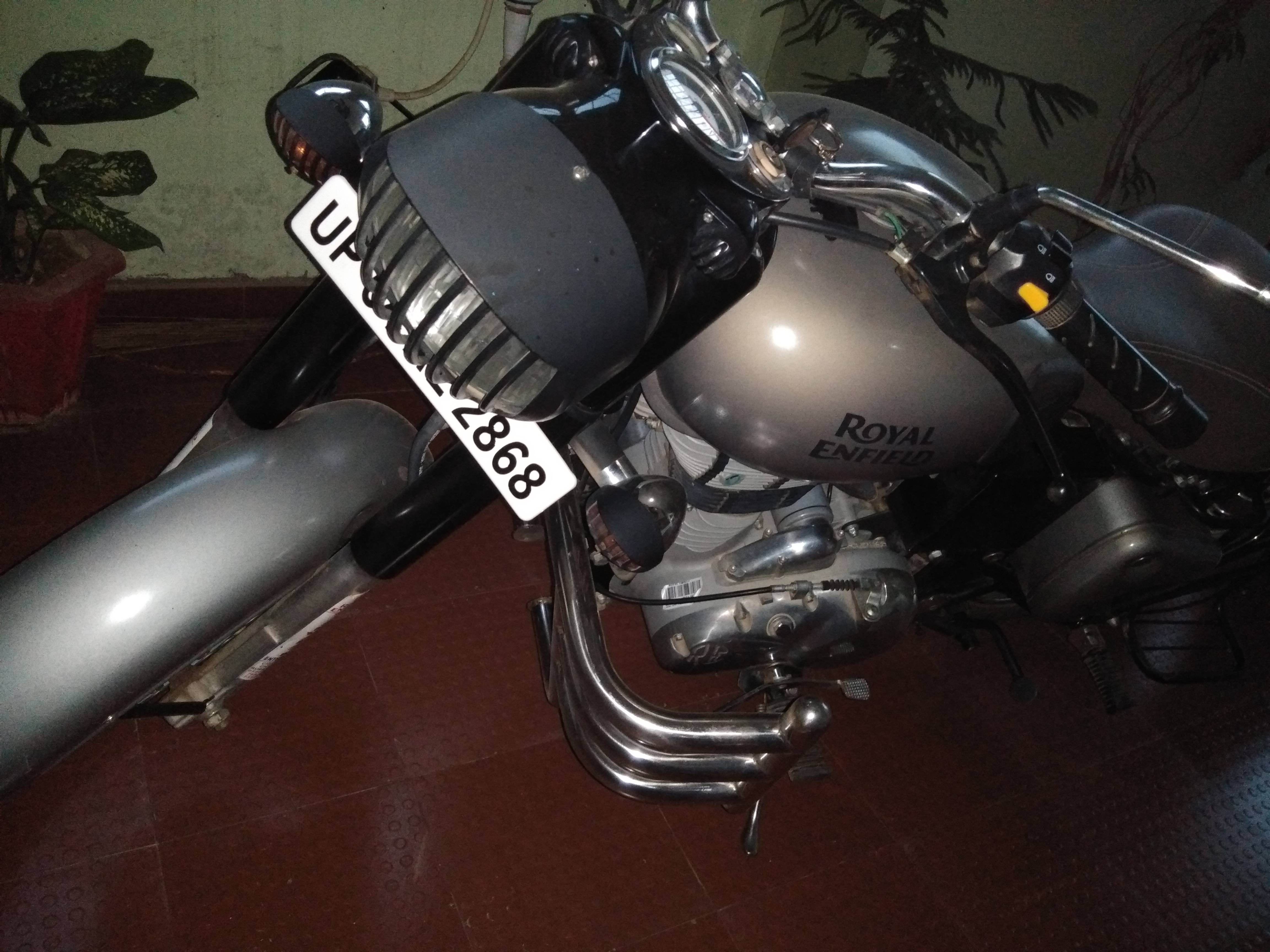 Royal Enfield Classic 350 Gunmetal Grey