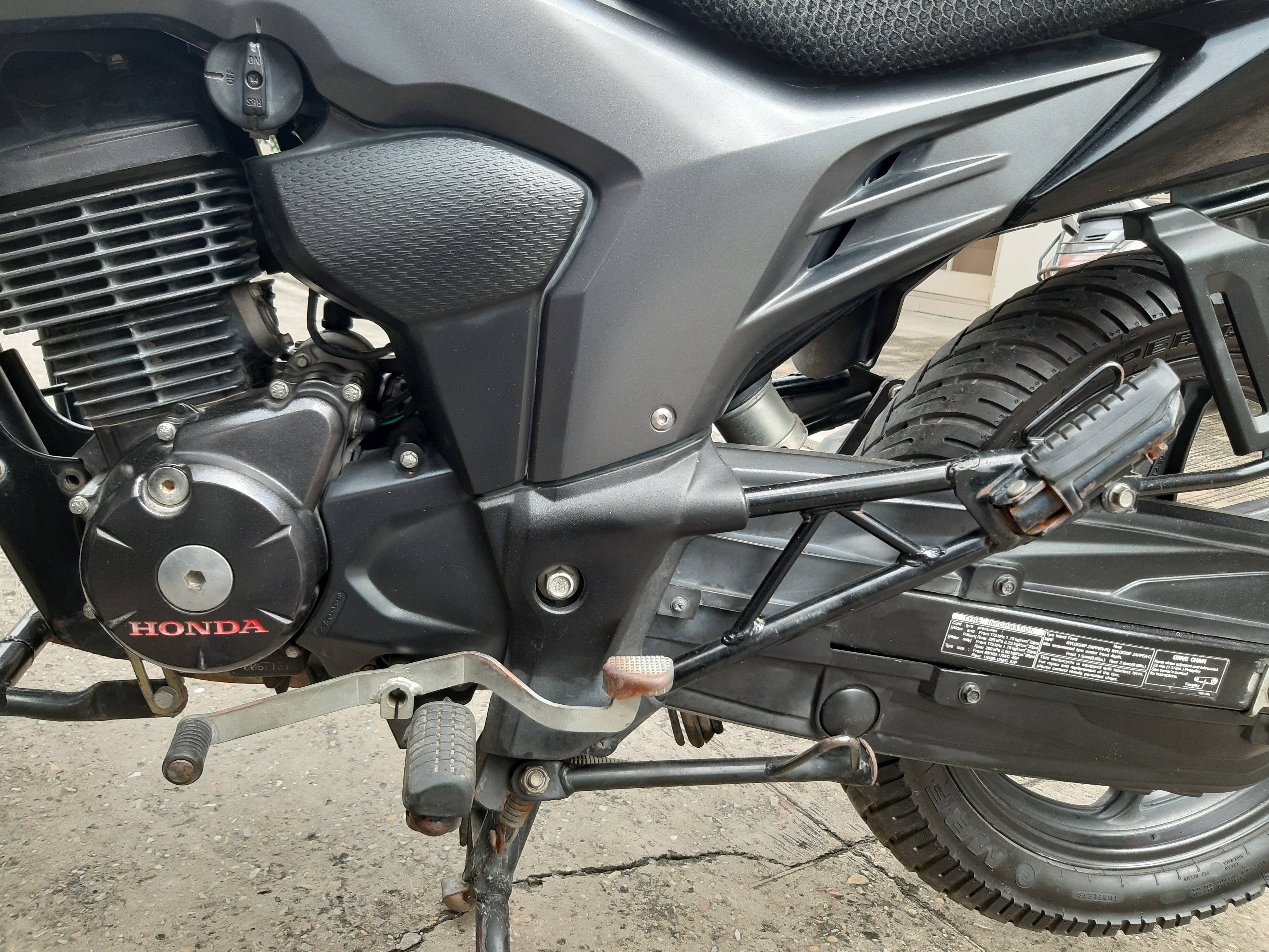 Honda CB Trigger DLX