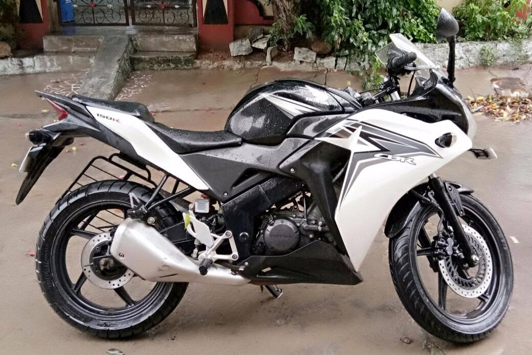 2015 Honda CBR 150 R