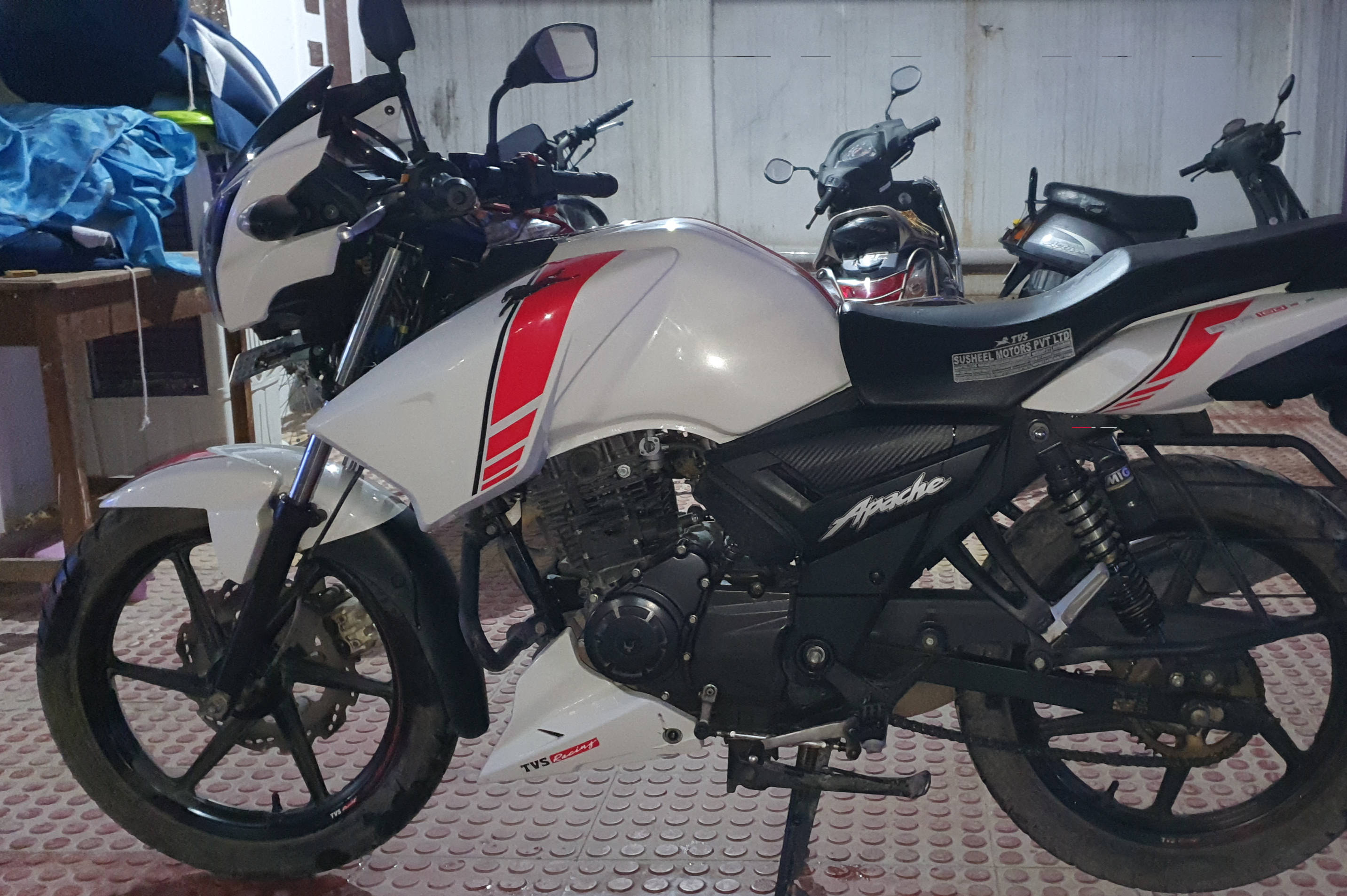 2019 TVS Apache RTR 160 Disc