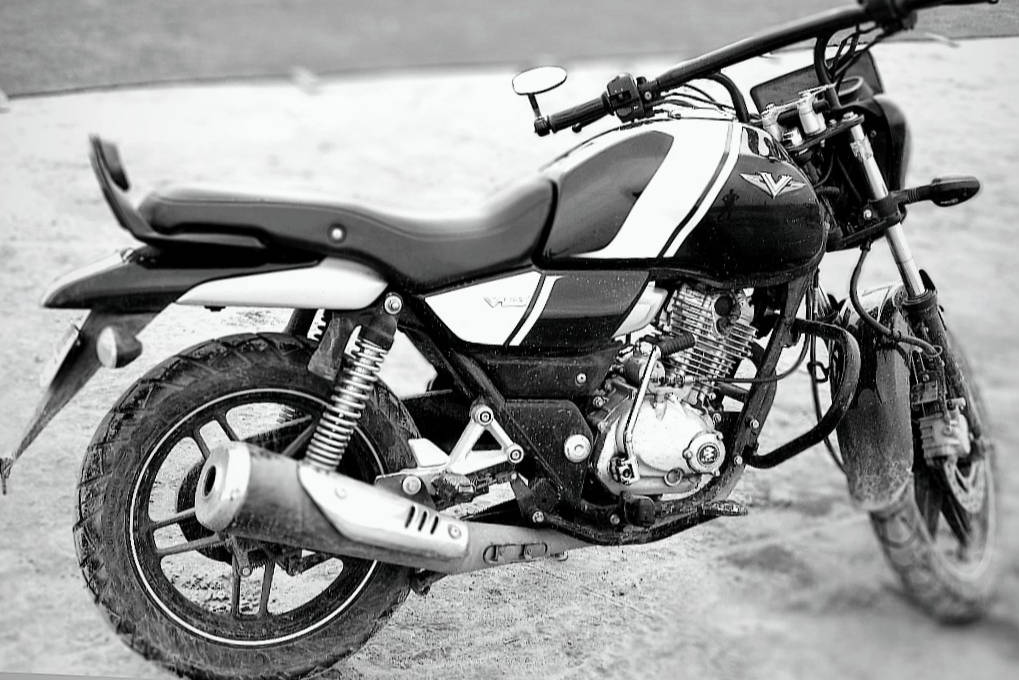 Bajaj V12 DISC