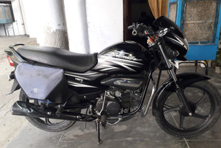 Hero Super Splendor Price in Lucknow (On Road)