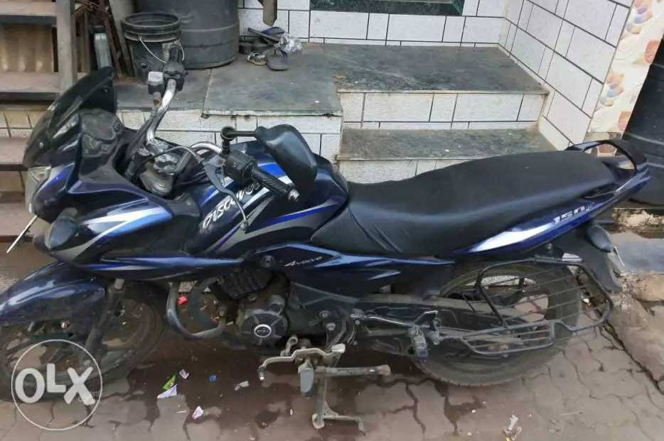 Bajaj Discover 150 F Disc