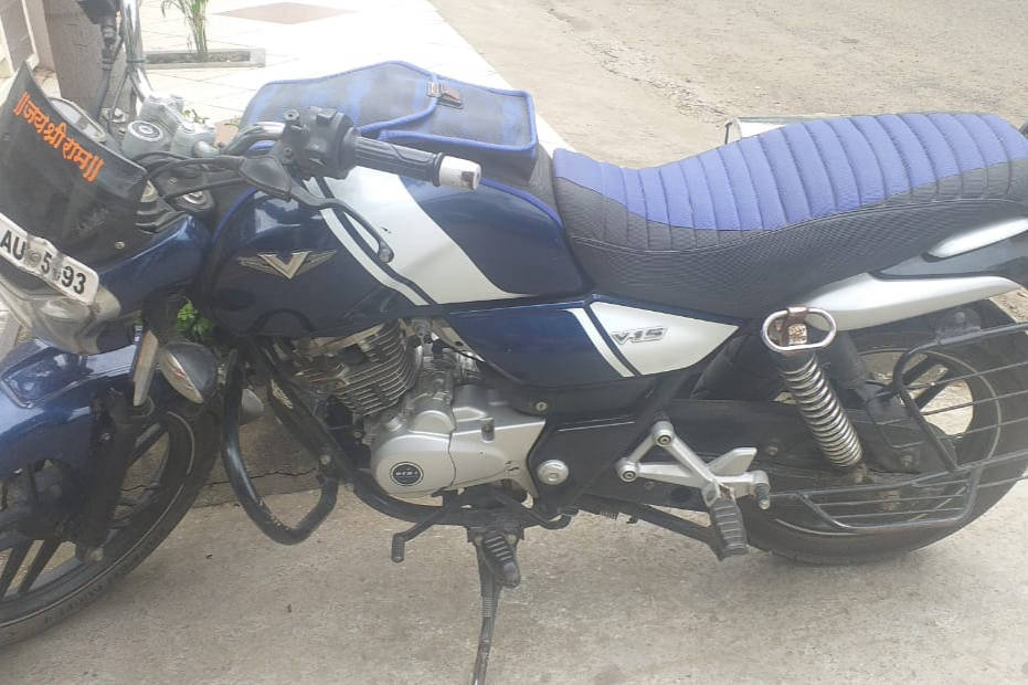 Bajaj V12 DISC