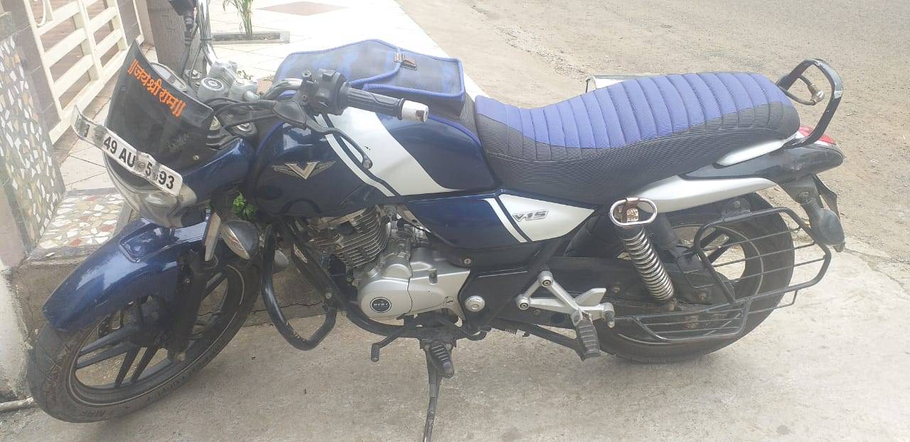 2017 Bajaj V12 DISC