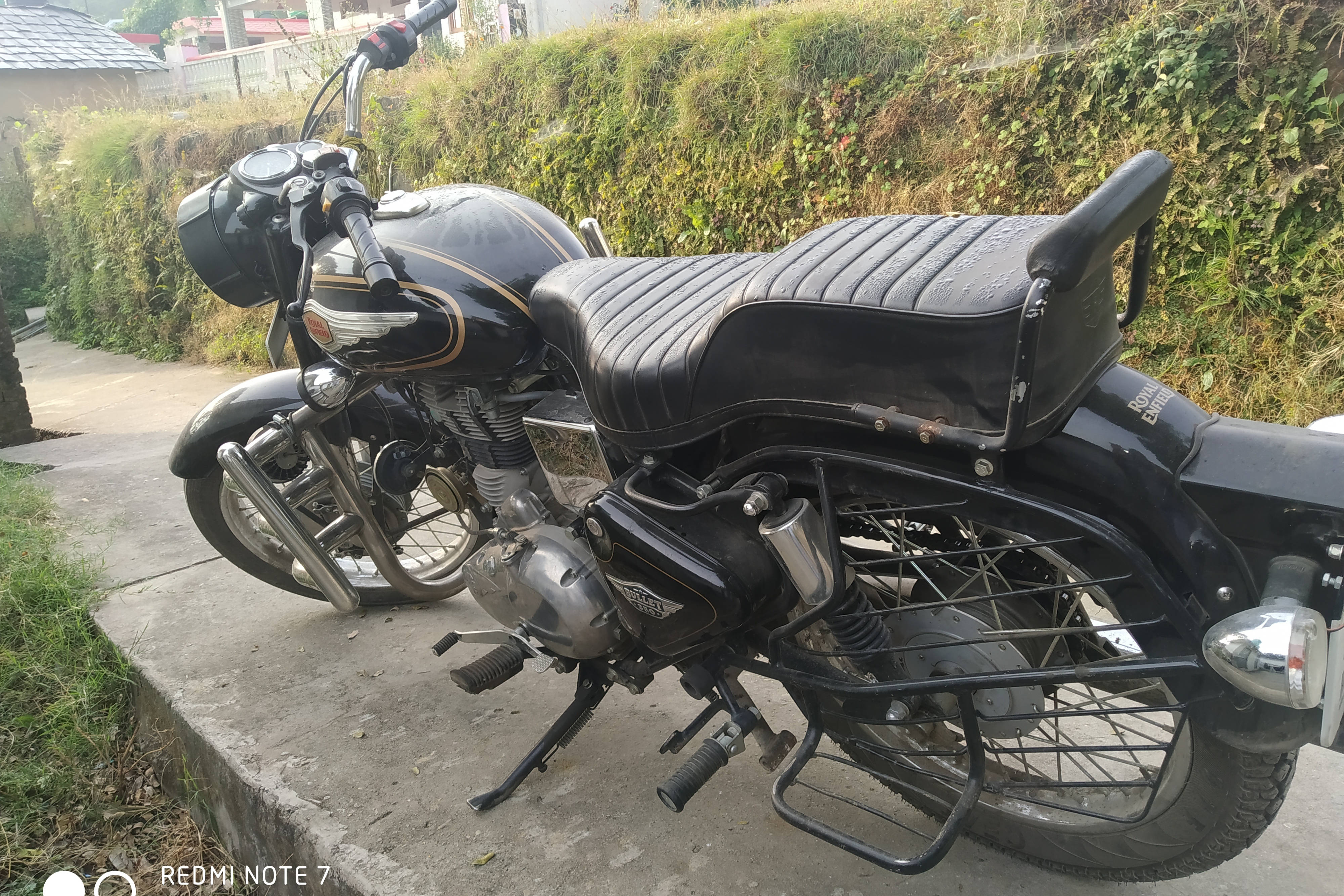 Royal Enfield Classic 350 STD