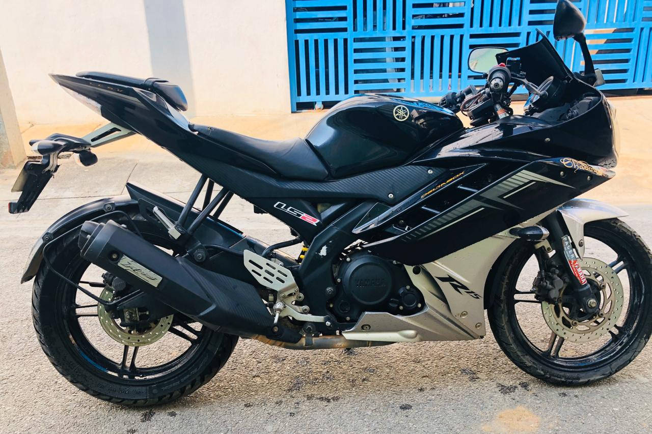 Yamaha YZF R1 STD