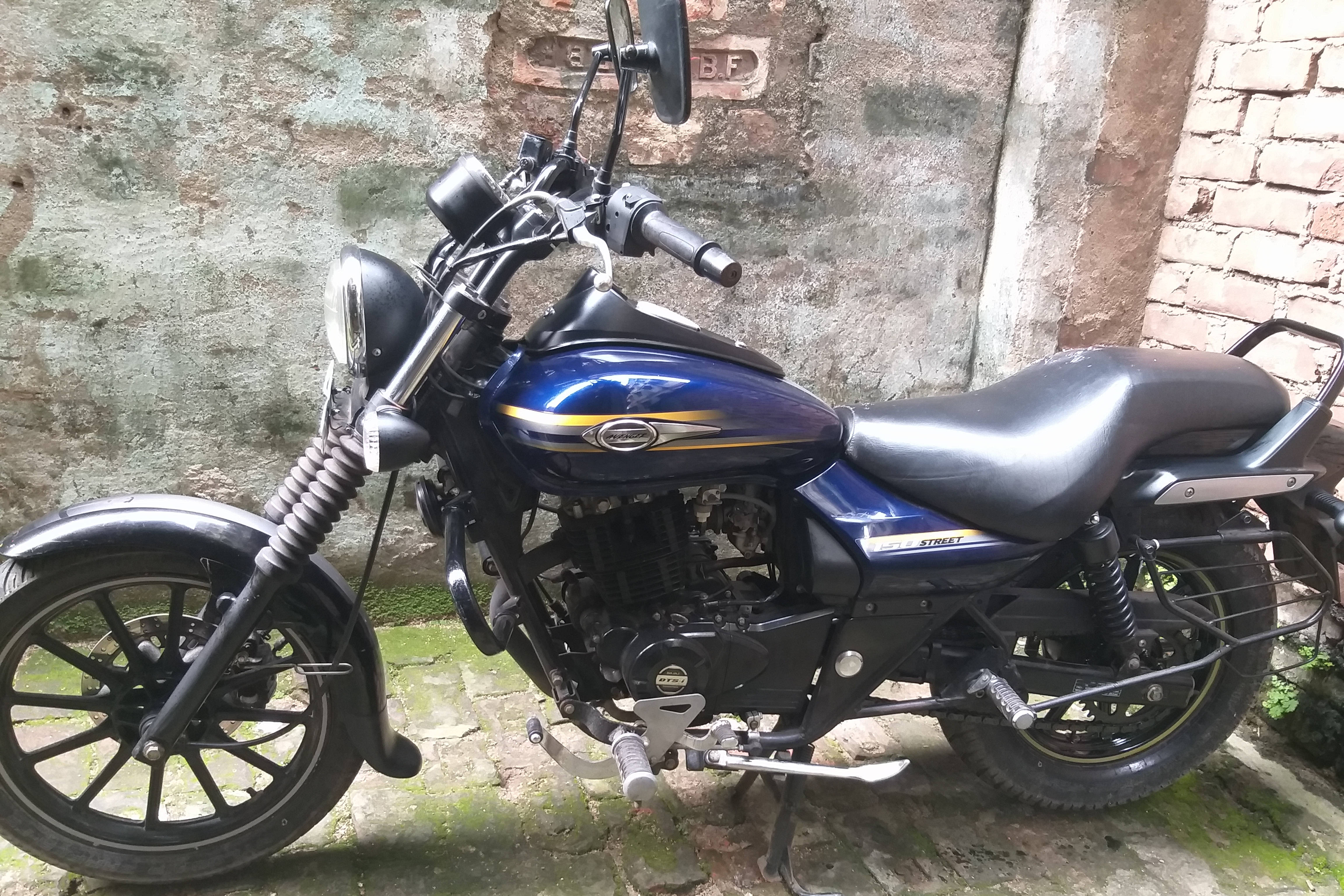 Second Hand Bajaj Avenger Street 150 in Howrah Used Bikes for Sale