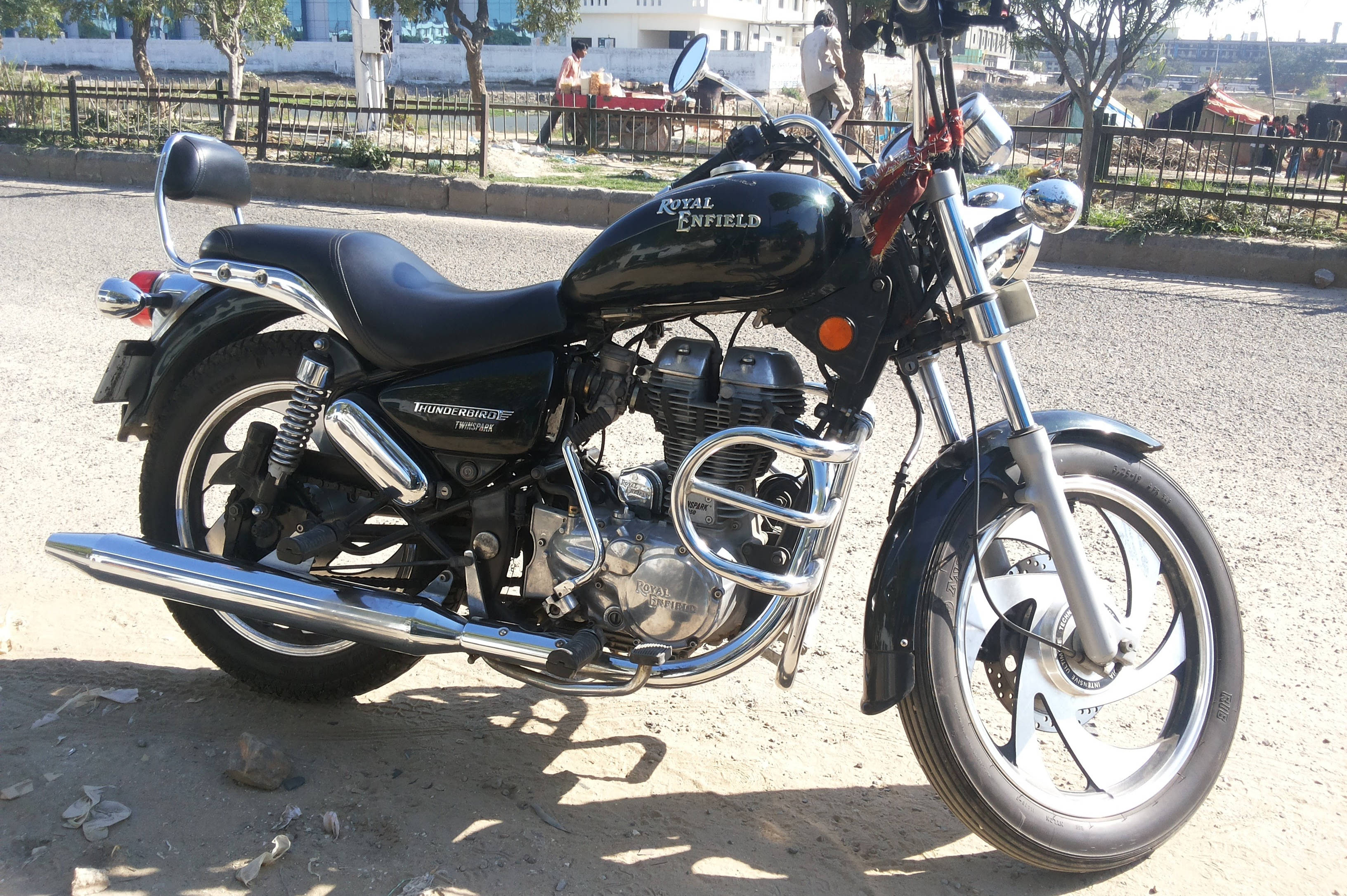 Royal Enfield Thunderbird 350 STD