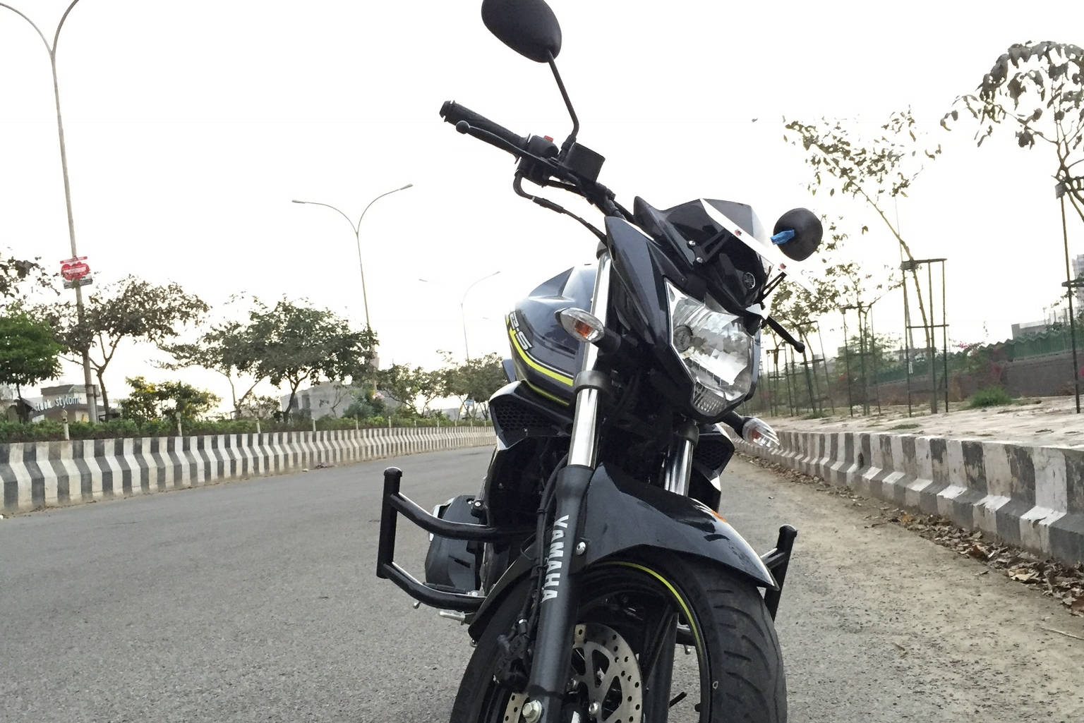 Yamaha FZ S FI (V 2.0) STD