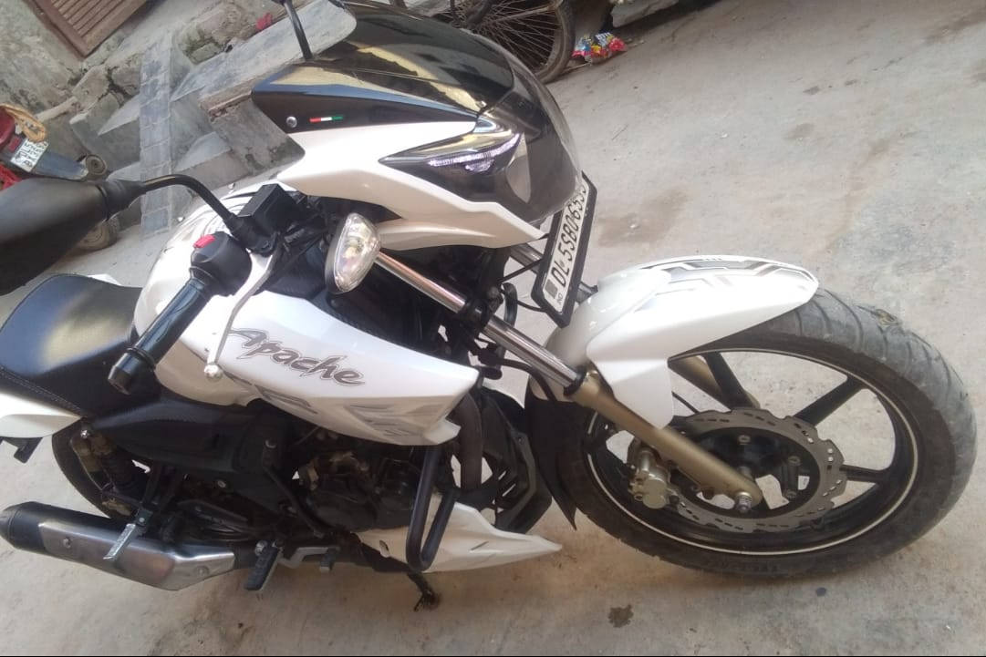 Second Hand TVS Apache RTR 180 in Delhi Used Bikes for Sale