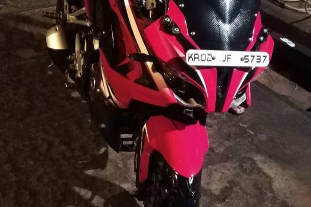 Bajaj Pulsar RS200 ABS