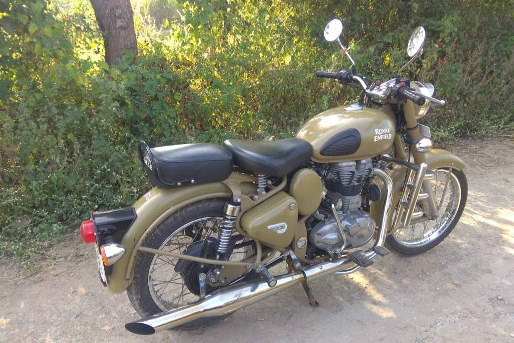 Royal Enfield Classic 500 Desert Storm