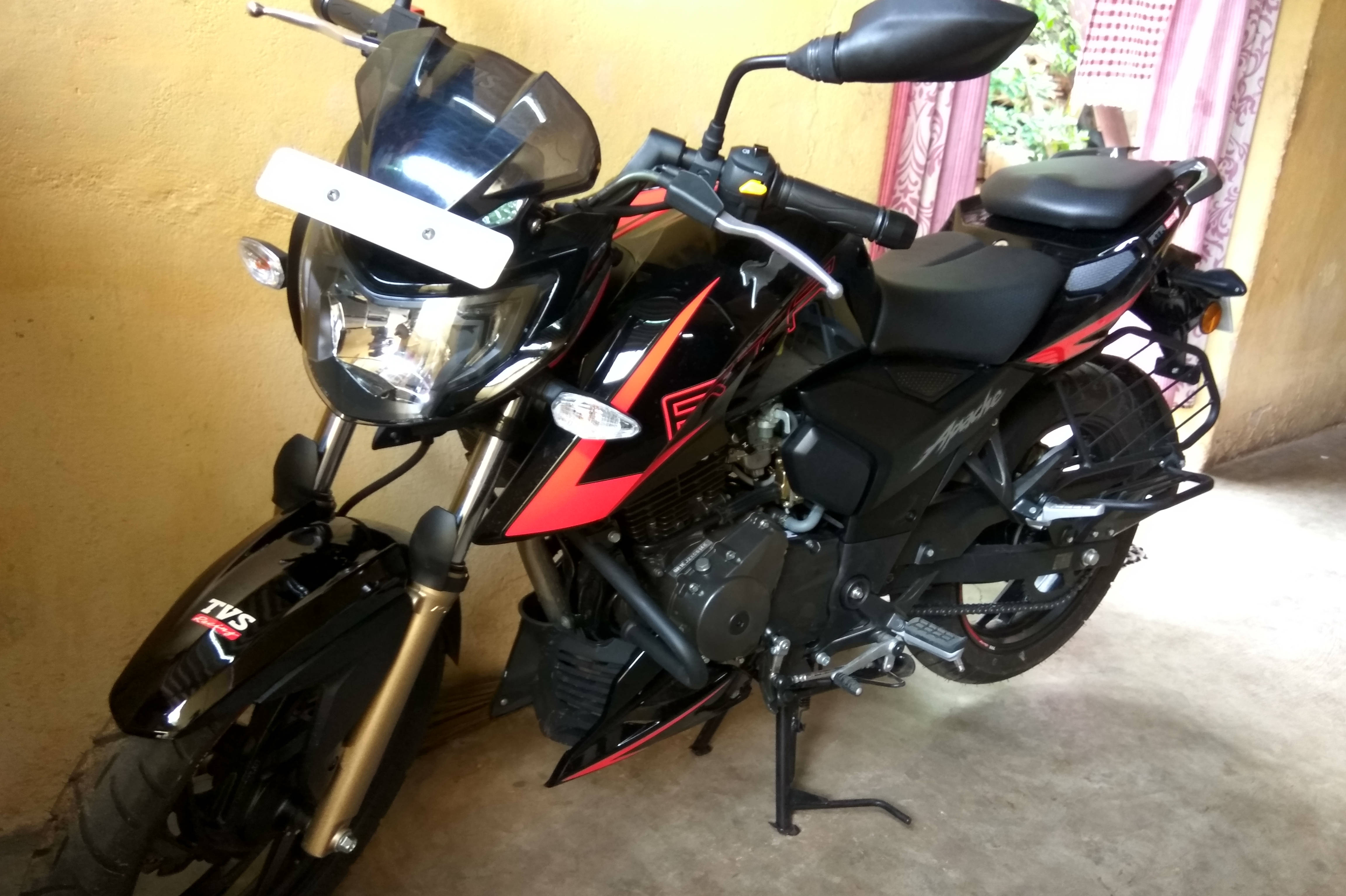 TVS Apache RTR 200 4V Racing Edition 2.0 Standard