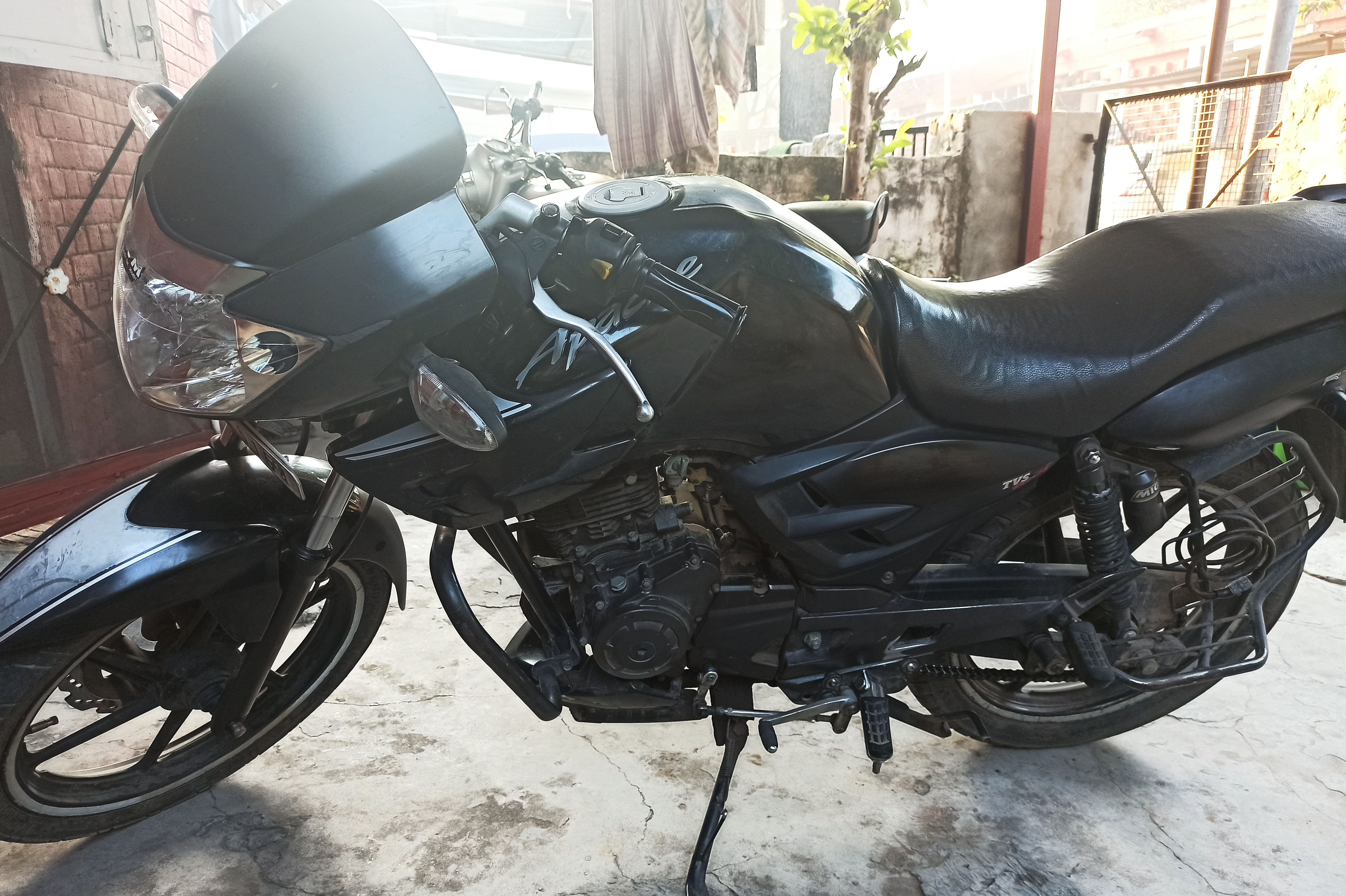 TVS Apache RTR 160 Disc