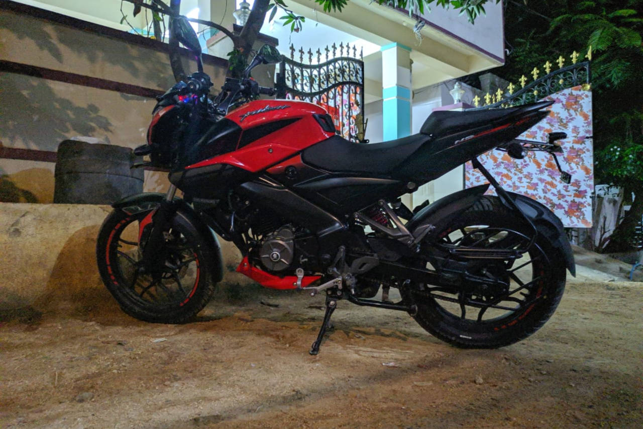 Bajaj Pulsar NS160 Twin Disc ABS