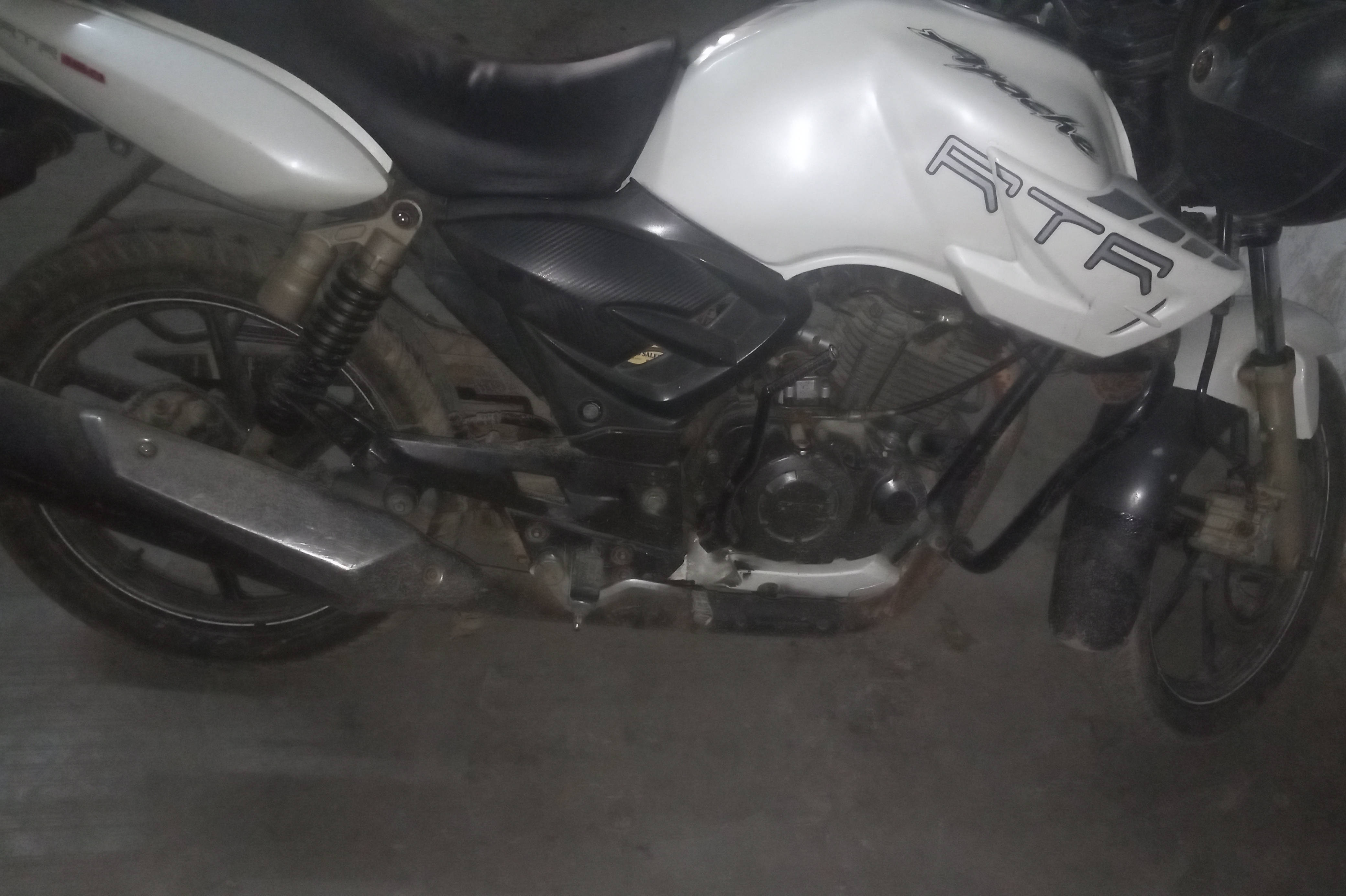 2009 TVS Apache RTR 160 Dual Disc