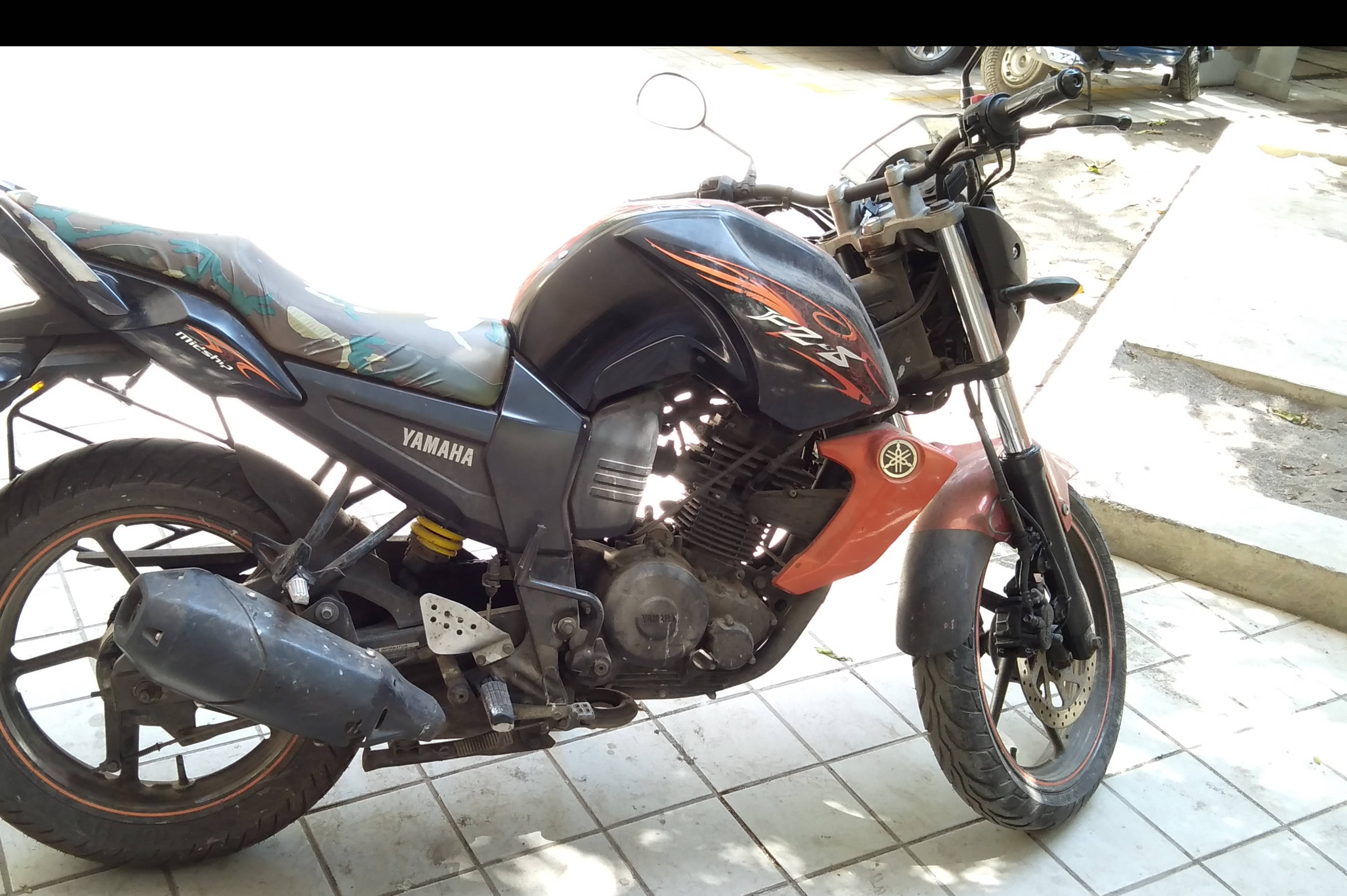 Yamaha FZ STD