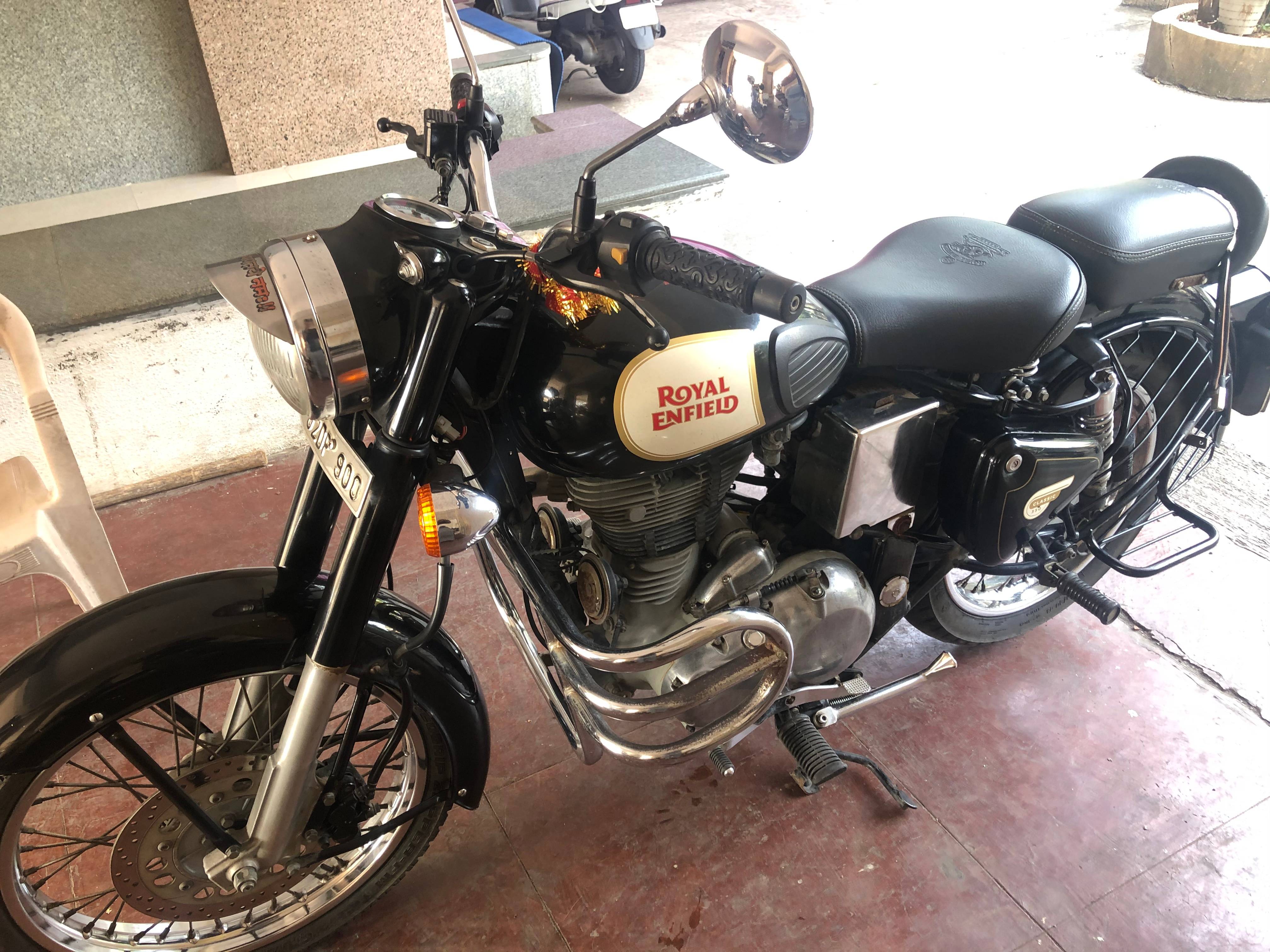 Royal Enfield Classic 350 STD