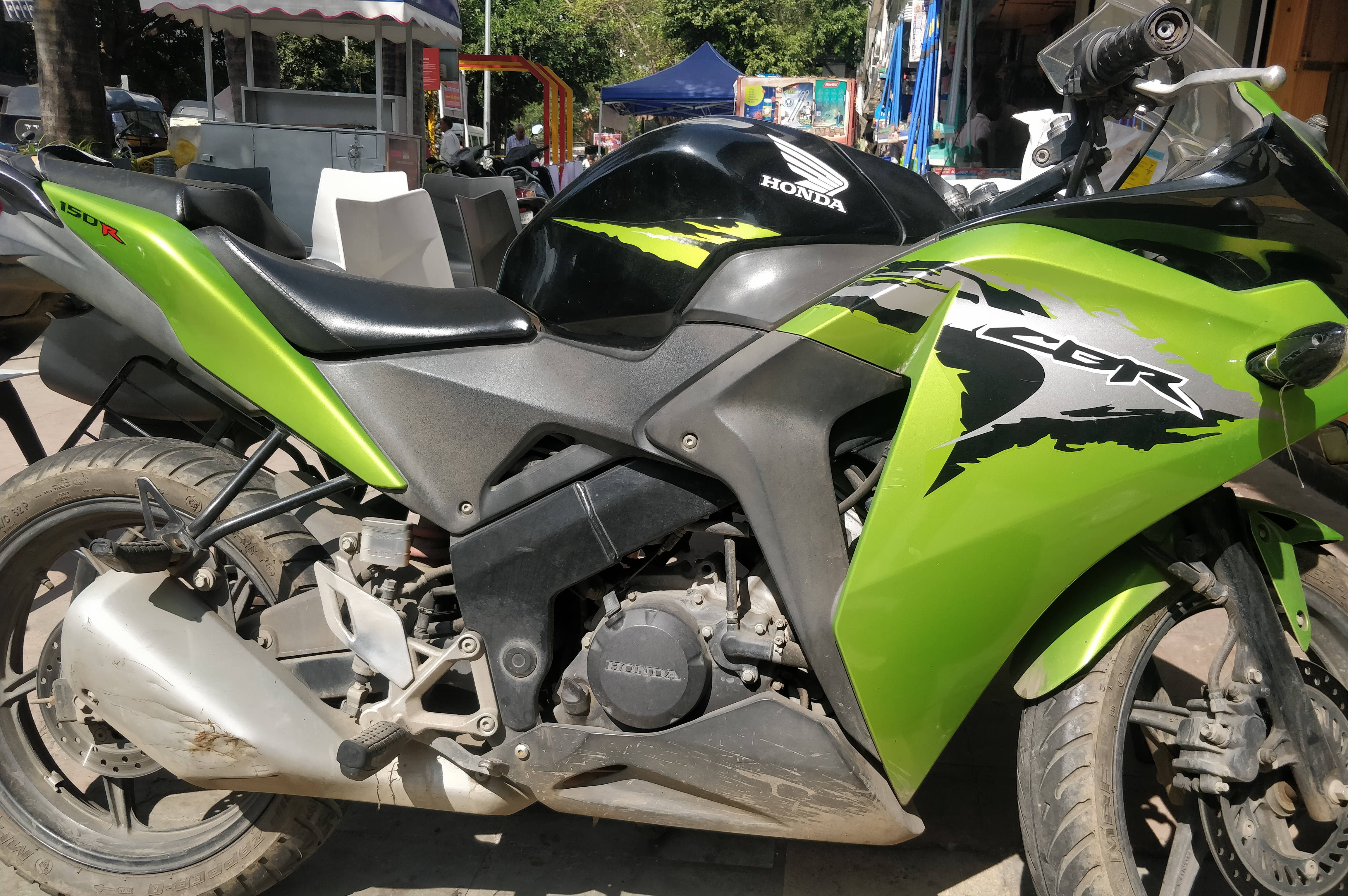 Honda CBR 150 R Deluxe