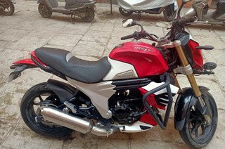 600cc Mojo Bike Mahindra MOJO XT 300 Price In Dombivli (On Road)